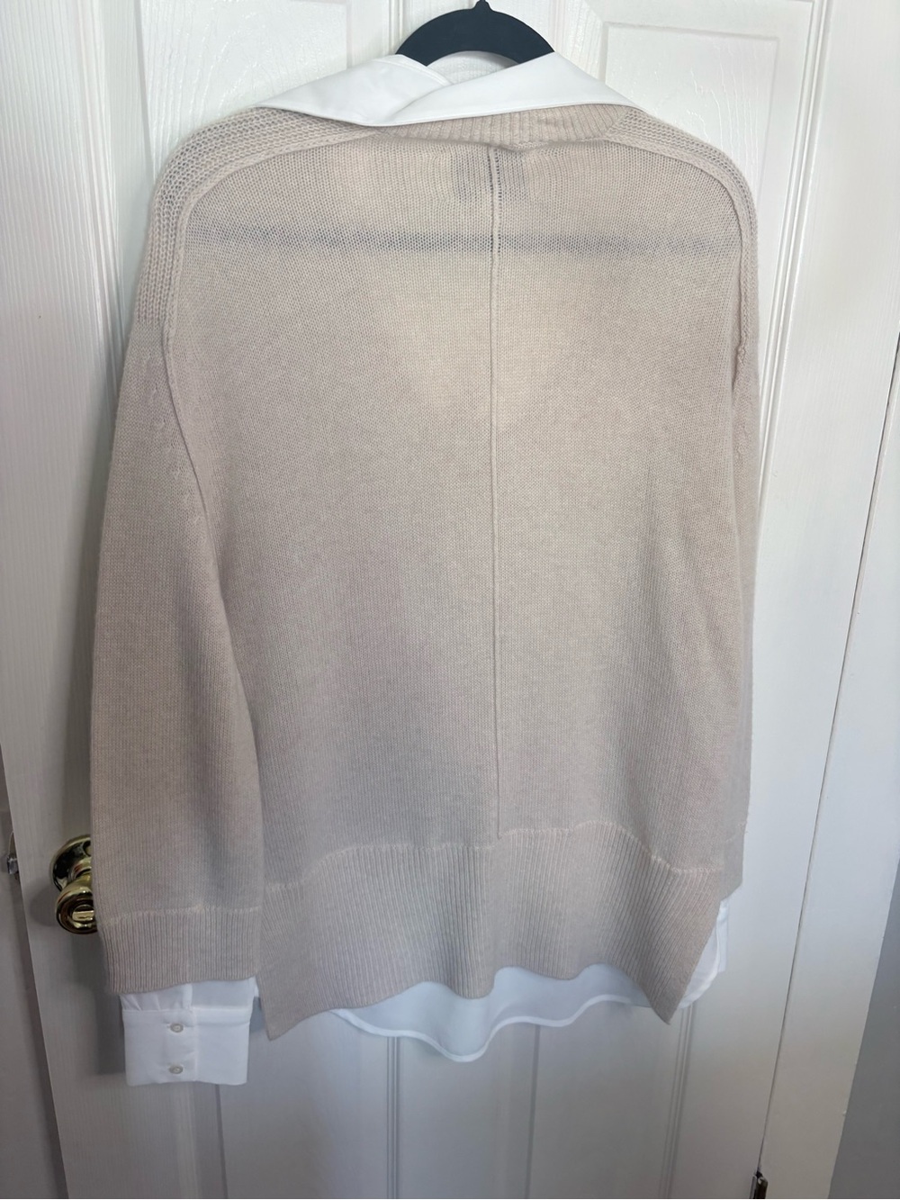 Brochu Walker The Looker Layered V-Neck Sweater Almond White Size M - Picture 9 of 12